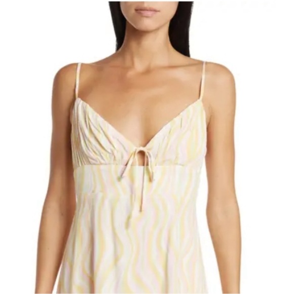 Elodie Mini Dress Size Large - Picture 3 of 9